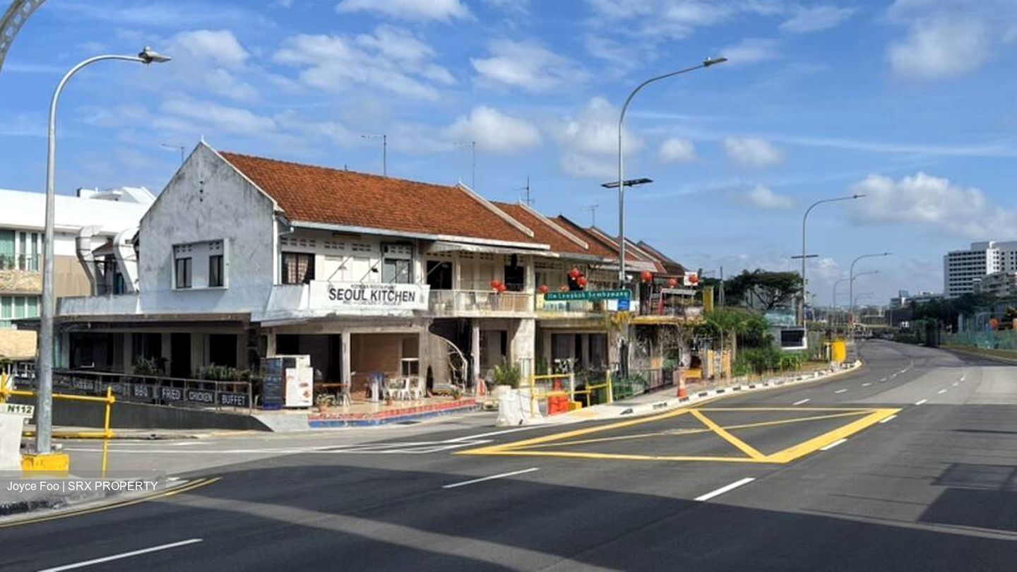 Sembawang Park (D27), Shop House #588641481